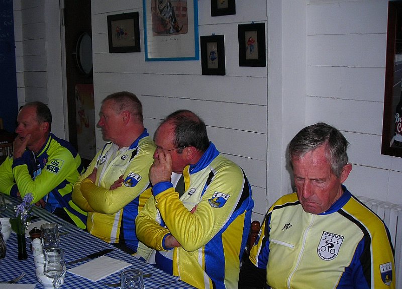 2011-04-14 10 Casse-croute a Penthievre.JPG